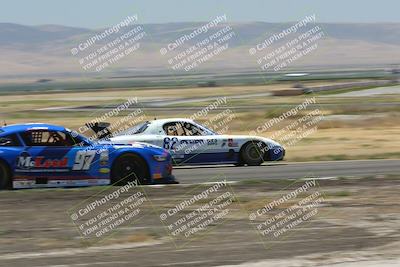 media/Jun-01-2024-CalClub SCCA (Sat) [[0aa0dc4a91]]/Group 2/Race/